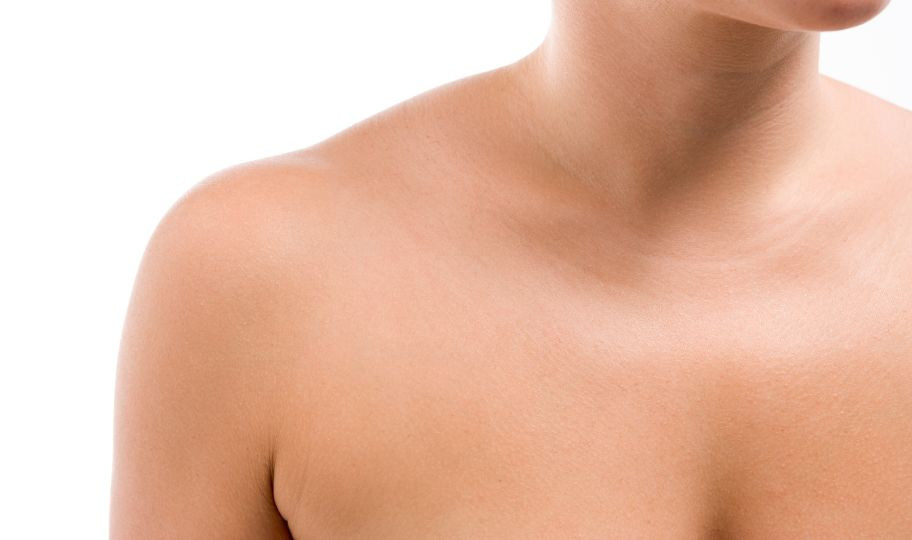 Липосакция передней поверхности плеч