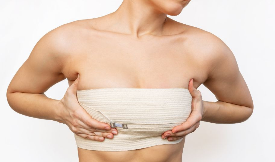 Уменьшение груди при гигантомастии