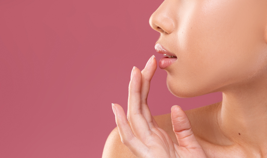 Липофилинг губ